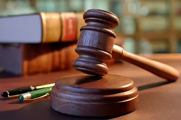 UAE Removes Criminal Penalties for Attempted Suicide in Legal Reform