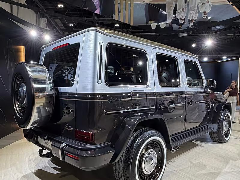 Dh13 Million G-Wagon with 3kg Diamond Dust Showcased in Abu Dhabi