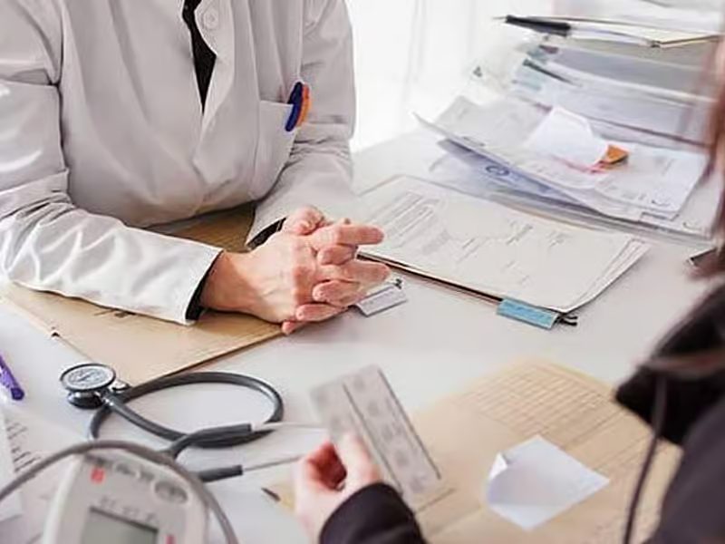 Dubai Health Authority Mandates Separate Social Media Accounts for Doctors